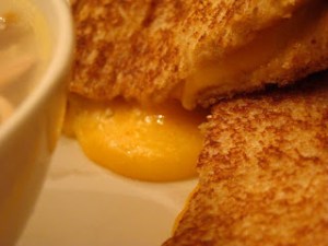 grilled cheese - close