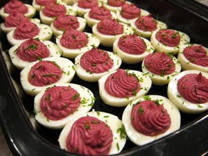 Beet-Deviled-Eggs-JBG